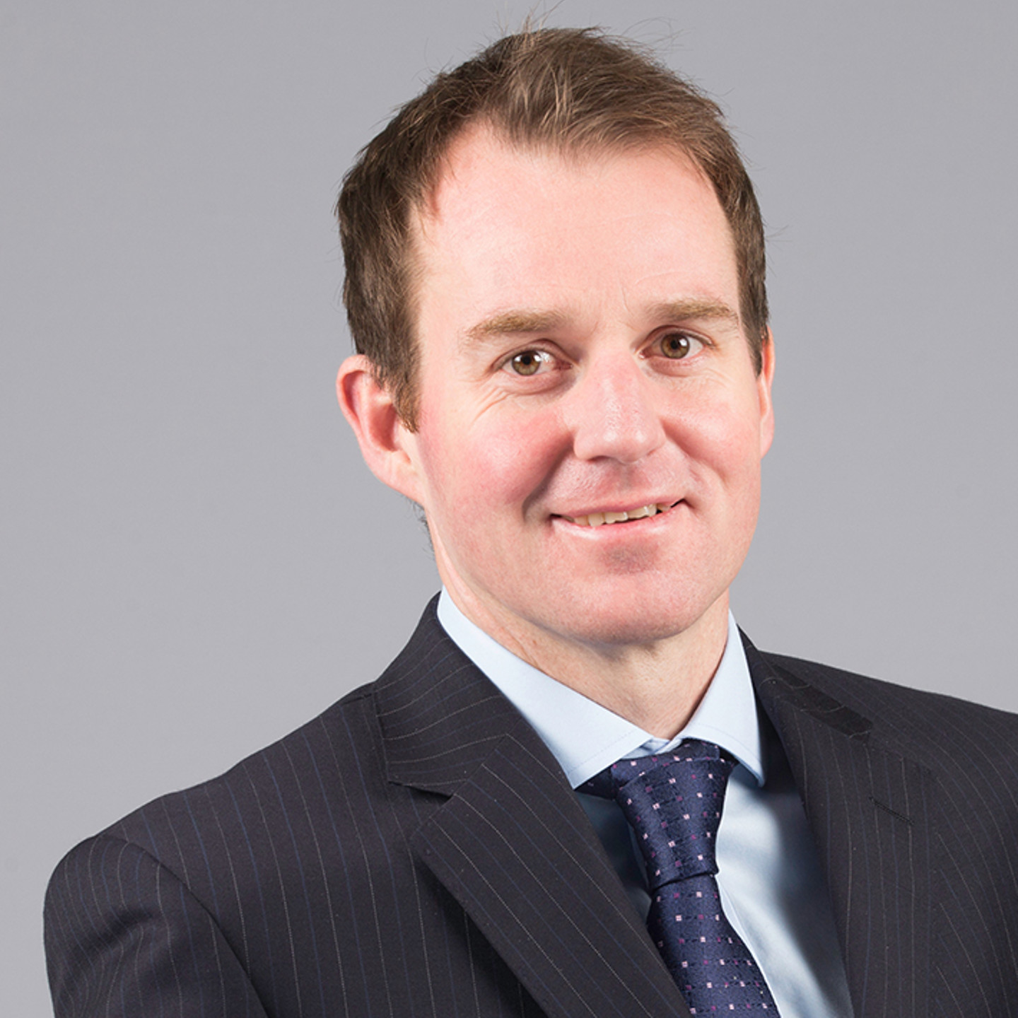 Headshot Doug Mackenzie