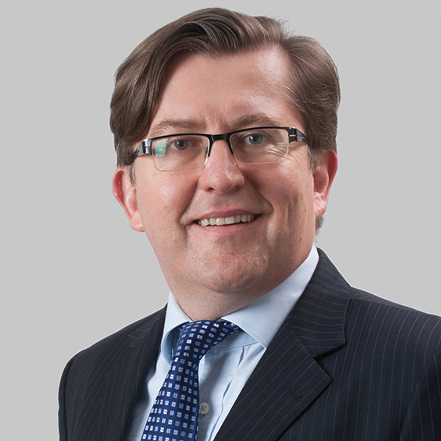 Headshot Anthony Oakes