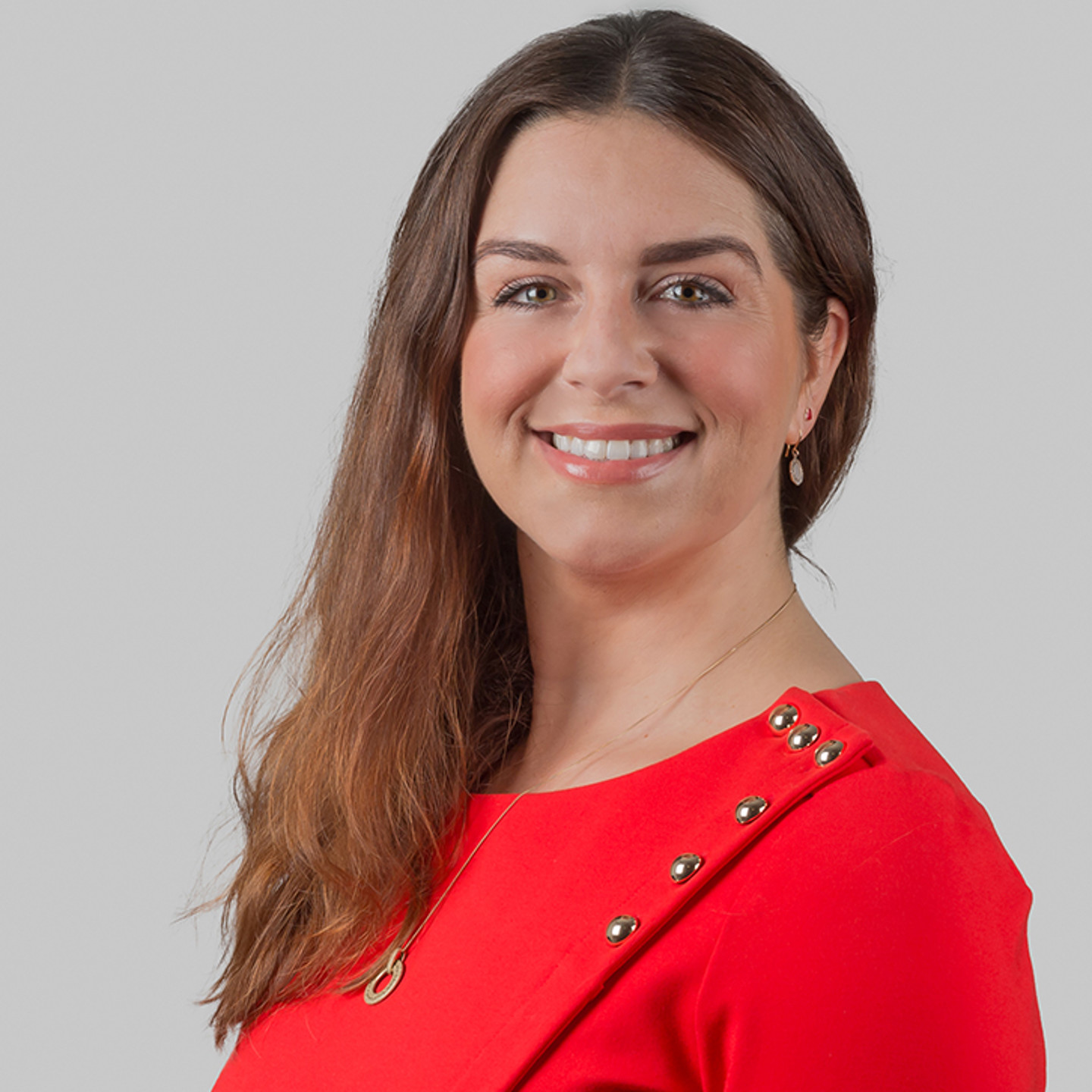 Headshot of Sophie Reguengo