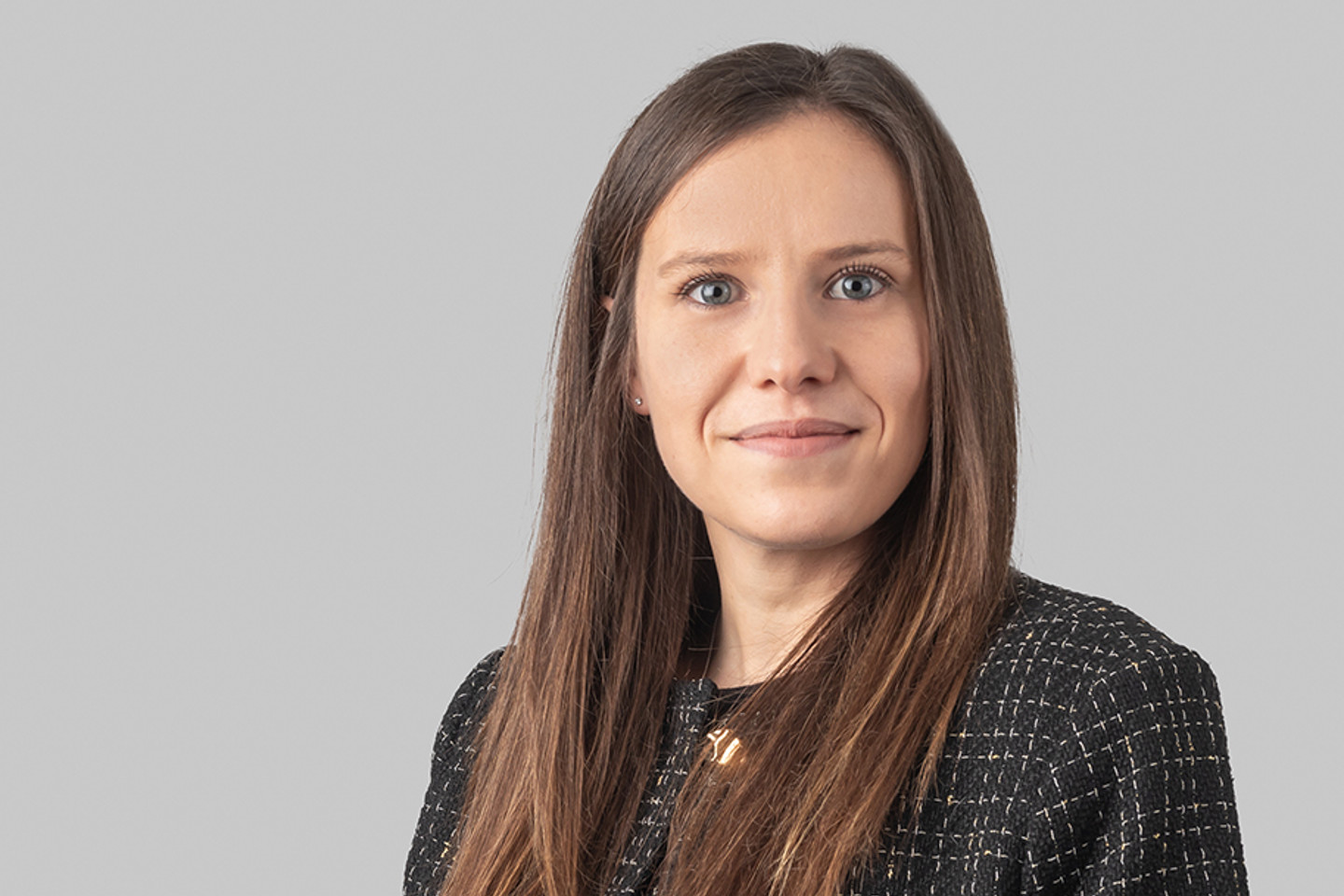 Headshot Danielle Van Neste