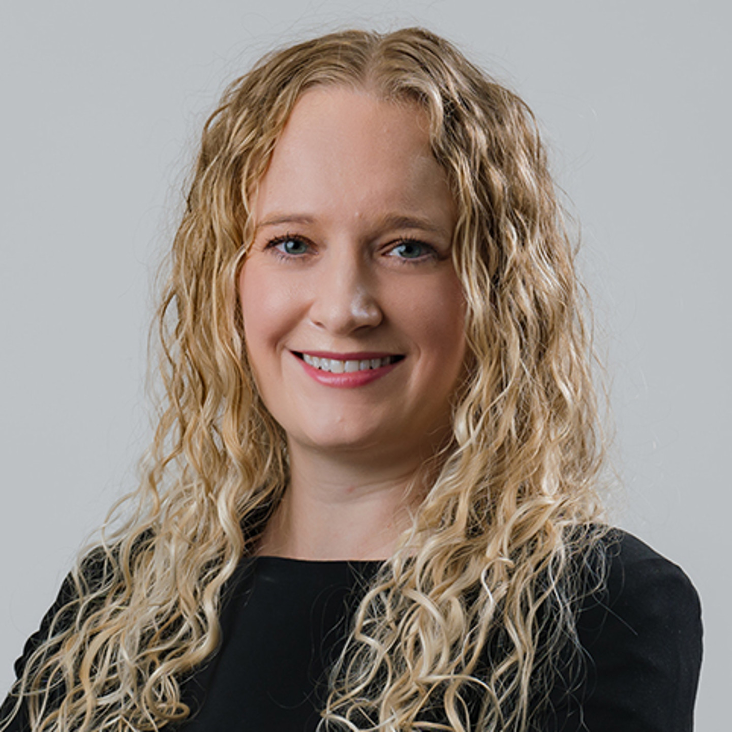 Headshot of Jessica-Leigh Knowles