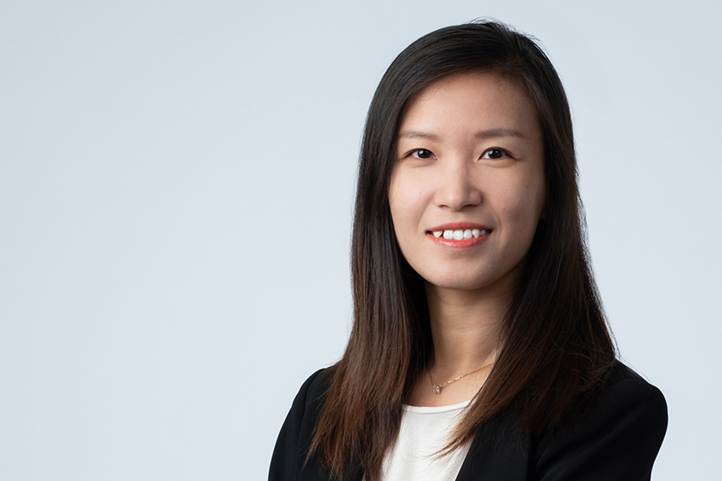 Headshot Vicky Wu