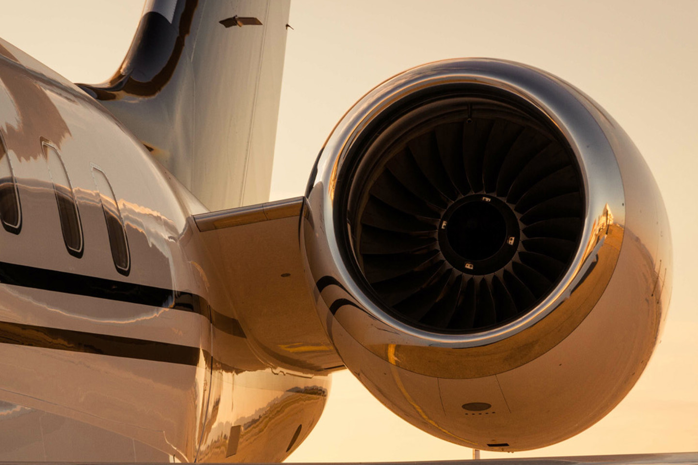 Jet Engine 1440X960