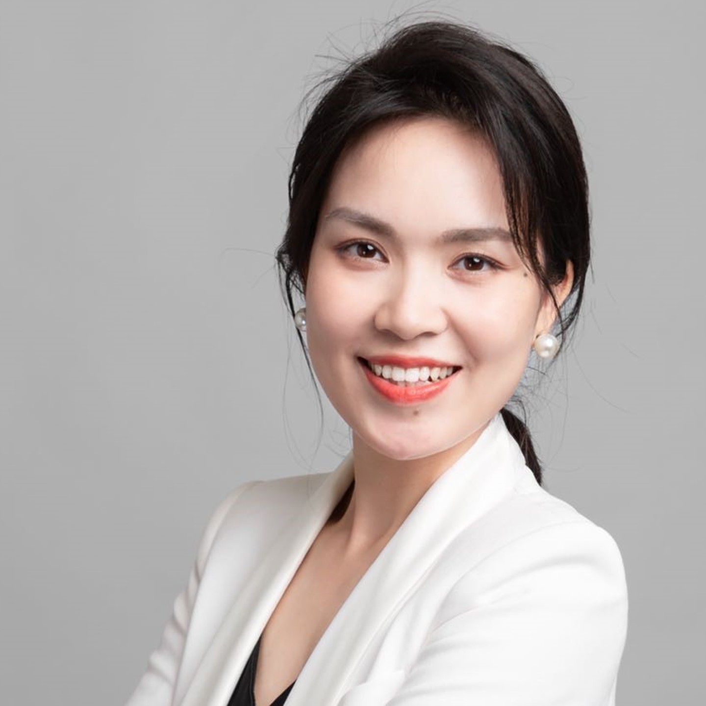 Headshot Sophie Zhong